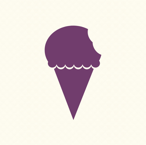 Greek Yogurt Blackcurrant Ripple Gelato (630ml)